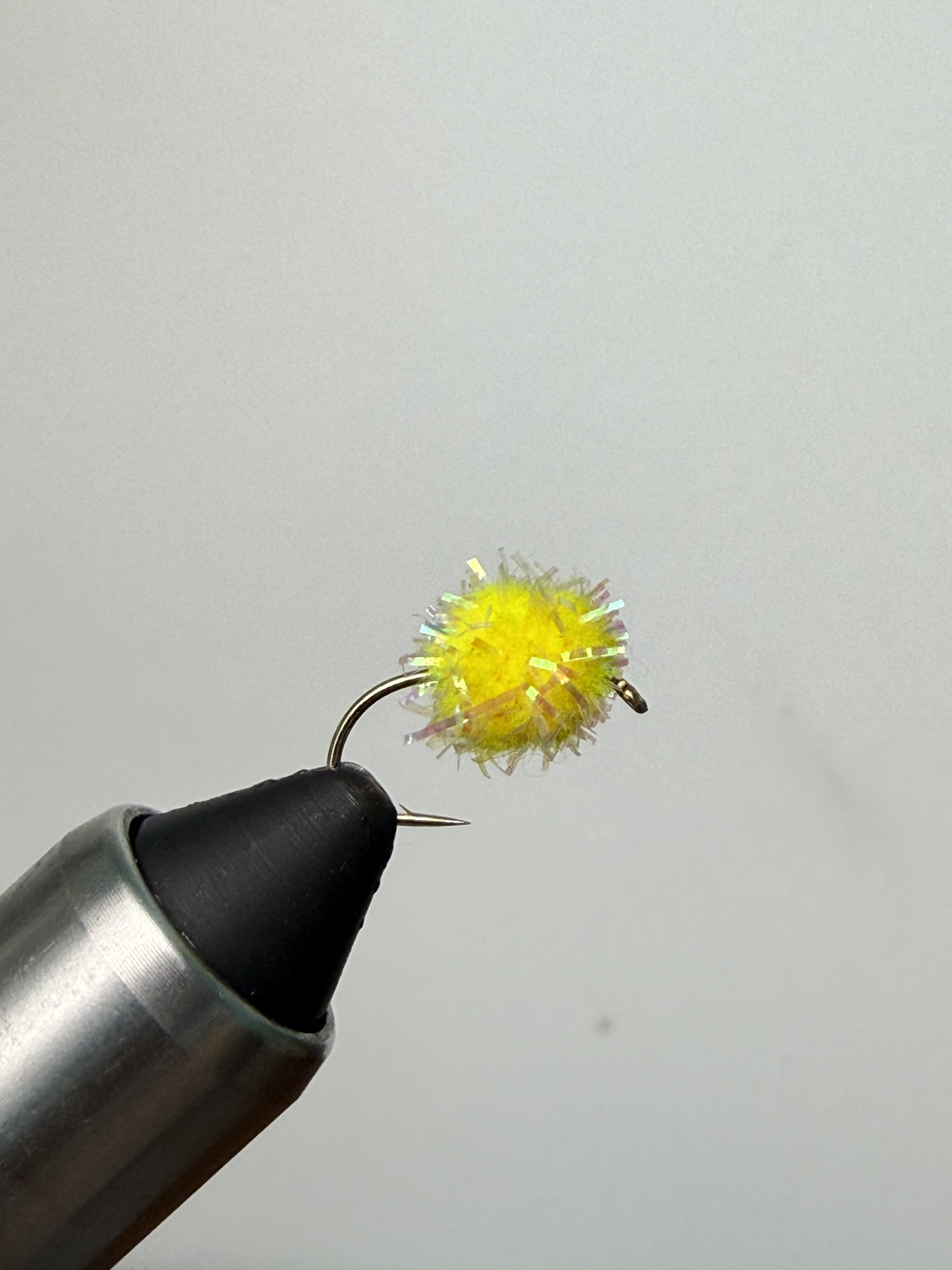 Glo Bug fly tying pattern